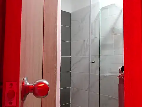 Snapshot of MiistressBlu chatting on 02-18-26, 07:32 MiistressBlu online show from 02-18-26, 07:32