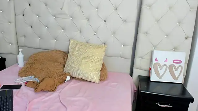 Sara Russell online show from 03-07-26, 07:15