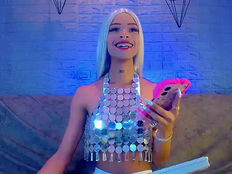 DahliaGill online show from 02-12-26, 03:17