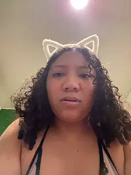 Snapshot of daphne_grande chatting on 03-25-26, 09:14 daphne grande online show from 03-25-26, 09:14
