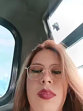 Snapshot of Rouse_24_ chatting on 02-06-26, 03:52 Rouse 24 online show from 02-06-26, 03:52