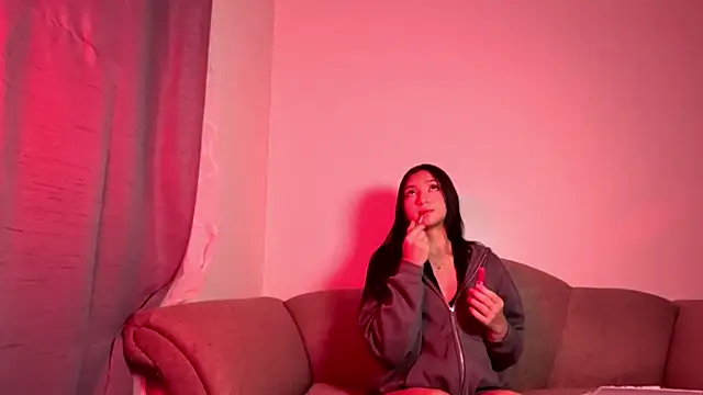 Chinicr18 online show from 03-21-26, 04:35