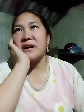 Snapshot of bongtuyet11 chatting on 02-11-26, 12:27 bongtuyet11 online show from 02-11-26, 12:27