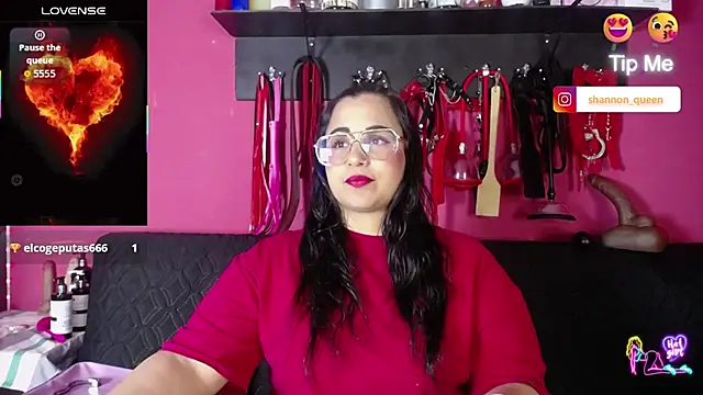Snapshot of shannon_queen- chatting on 06-15-26, 03:07 shannon queen- online show from 06-15-26, 03:07