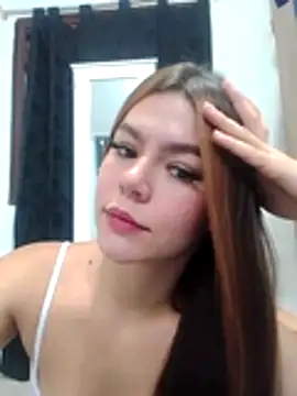 Snapshot of EmiNavarro chatting on 07-29-26, 09:47 EmiNavarro online show from 07-29-26, 09:47