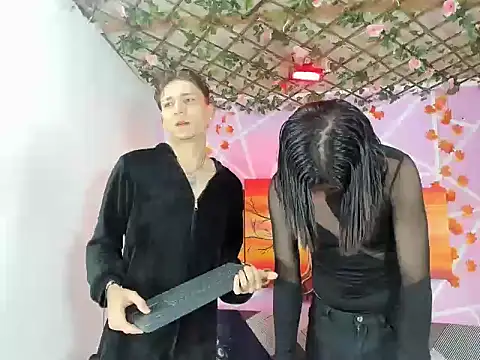 Dapnhe hot2006 online show from 02-25-26, 01:44