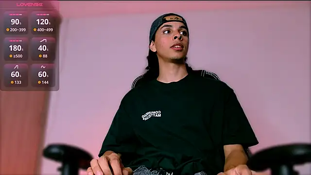 Snapshot of Dann-Winner chatting on 02-19-26, 03:03 Dann-Winner online show from 02-19-26, 03:03