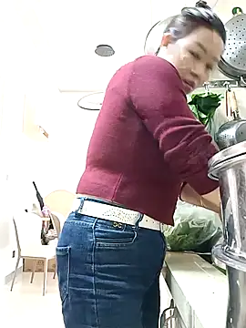 Jennie dogy online show from 03-26-26, 02:43