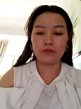 Jennie dogy online show from 04-22-26, 03:13