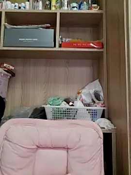 Snapshot of Jennie_dogy chatting on 06-05-26, 02:49 Jennie dogy online show from 06-05-26, 02:49