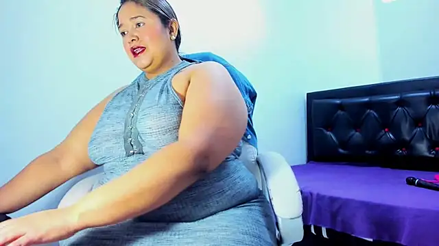 bustyy juicyrx online show from 03-01-26, 12:16