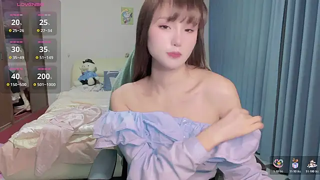 Snapshot of Fairy-615 chatting on 04-20-26, 05:47 Fairy-615 online show from 04-20-26, 05:47