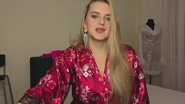 Snapshot of GEvangelinka chatting on 07-31-26, 04:15 GEvangelinka online show from 07-31-26, 04:15