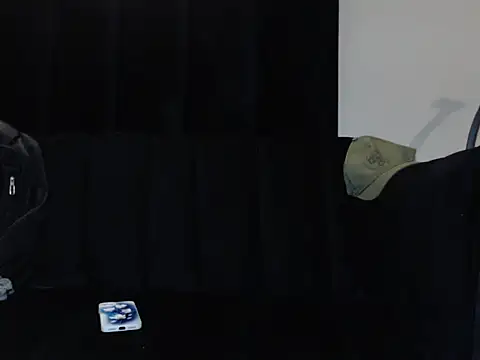 Snapshot of Sexy-babe440 chatting on 02-20-26, 08:33 Sexy-babe440 online show from 02-20-26, 08:33