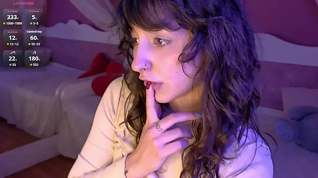 AngelaCox online show from 04-12-26, 06:16