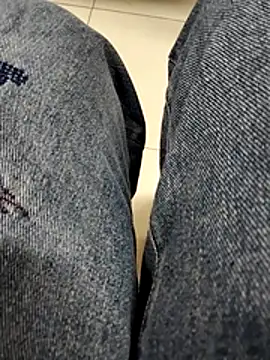 Snapshot of LiilyZi chatting on 02-07-26, 01:02 LiilyZi online show from 02-07-26, 01:02