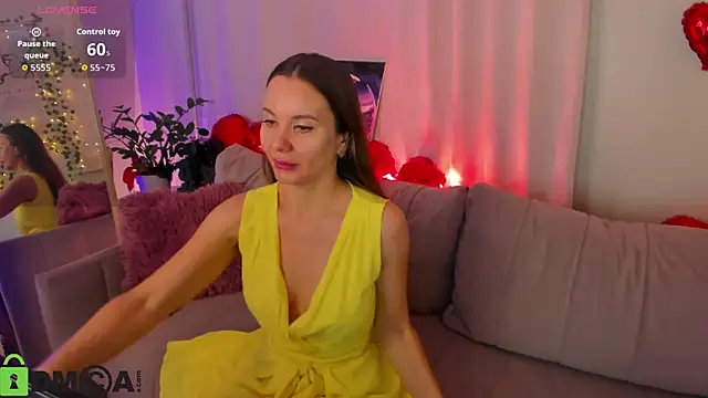 Snapshot of Katrina_Jones_ chatting on 02-18-26, 03:26 Katrina Jones online show from 02-18-26, 03:26