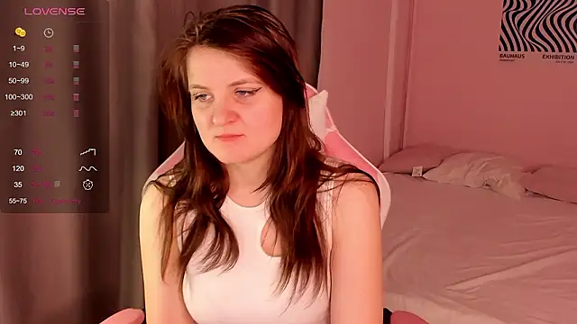 Snapshot of Maria_Rogers chatting on 02-27-26, 01:17 Maria Rogers online show from 02-27-26, 01:17