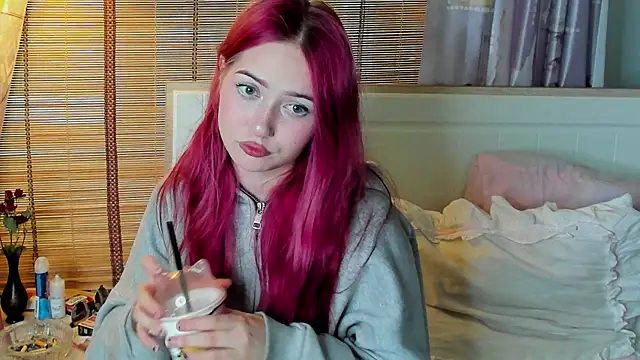 Snapshot of LustfulBambi chatting on 05-11-26, 01:01 LustfulBambi online show from 05-11-26, 01:01