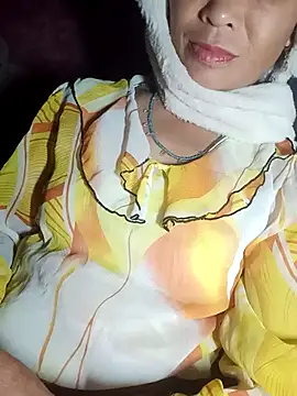 Snapshot of witch-xx chatting on 07-24-26, 05:31 witch-xx online show from 07-24-26, 05:31