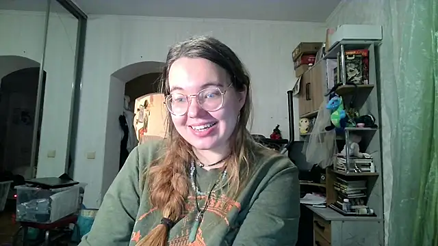 Snapshot of Helen_foxygirl chatting on 02-07-26, 04:15 Helen foxygirl online show from 02-07-26, 04:15