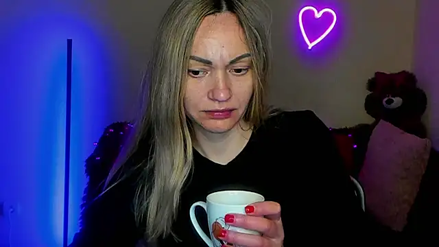 BlondMikey22 online show from 04-09-26, 05:30