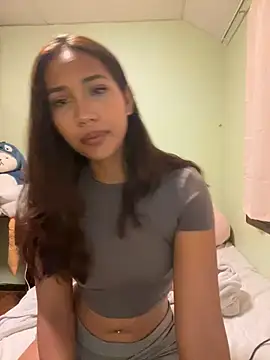 lyla luv online show from 03-24-26, 09:04