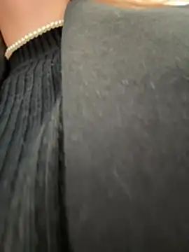 blonde exe online show from 04-08-26, 01:56