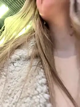 blonde exe online show from 04-21-26, 03:18