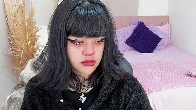 Snapshot of Nahemot_sadish chatting on 02-28-26, 12:05 Nahemot sadish online show from 02-28-26, 12:05