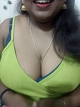 Snapshot of Archana_achu143 chatting on 05-16-26, 01:21 Archana achu143 online show from 05-16-26, 01:21