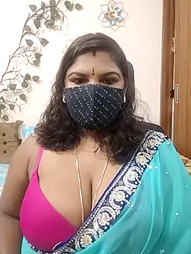 Snapshot of Archana_achu143 chatting on 06-06-26, 07:13 Archana achu143 online show from 06-06-26, 07:13