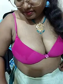 Snapshot of Archana_achu143 chatting on 05-17-26, 08:20 Archana achu143 online show from 05-17-26, 08:20