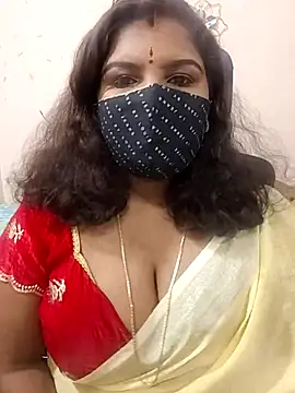 Snapshot of Archana_achu143 chatting on 06-07-26, 07:13 Archana achu143 online show from 06-07-26, 07:13