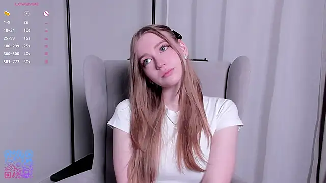 RowenaIanniello online show from 04-08-26, 10:44