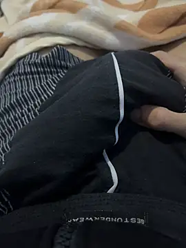 Snapshot of bigdick_bigcum1 chatting on 02-26-26, 01:22 bigdick bigcum1 online show from 02-26-26, 01:22