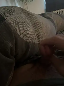 ManuelCervantes1972 online show from 04-15-26, 05:24