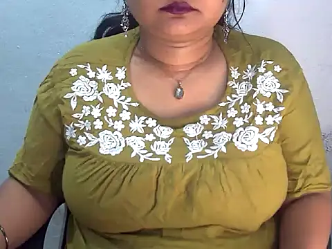 Snapshot of Saniya_K2 chatting on 07-12-26, 04:52 Saniya K2 online show from 07-12-26, 04:52