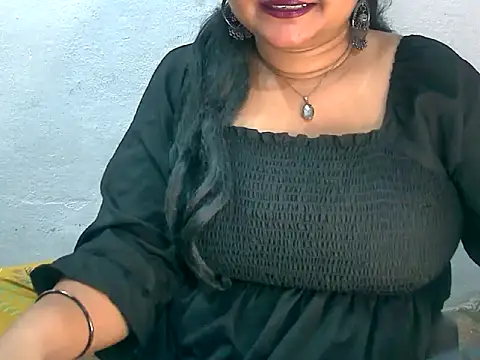 Snapshot of Saniya_K2 chatting on 08-06-26, 04:35 Saniya K2 online show from 08-06-26, 04:35