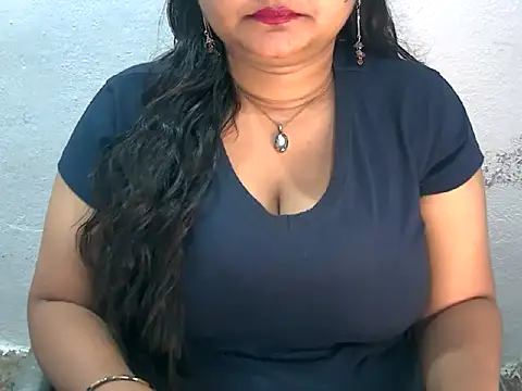 Snapshot of Saniya_K2 chatting on 07-19-26, 04:37 Saniya K2 online show from 07-19-26, 04:37