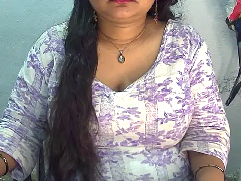 Snapshot of Saniya_K2 chatting on 07-01-26, 04:18 Saniya K2 online show from 07-01-26, 04:18