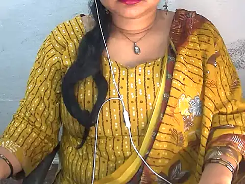 Snapshot of Saniya_K2 chatting on 08-05-26, 05:18 Saniya K2 online show from 08-05-26, 05:18