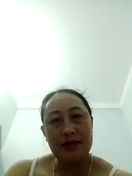 Jolie sexy online show from 04-22-26, 02:13