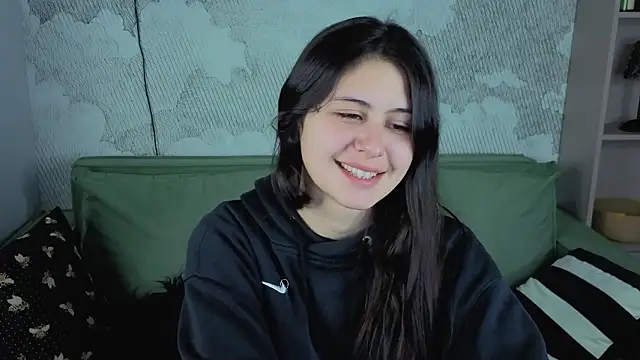 Snapshot of Maeren chatting on 03-04-26, 02:25 Maeren online show from 03-04-26, 02:25