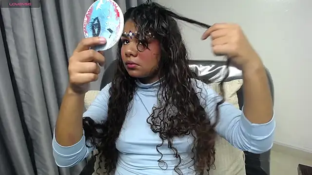 yaazhinii online show from 03-19-26, 11:54