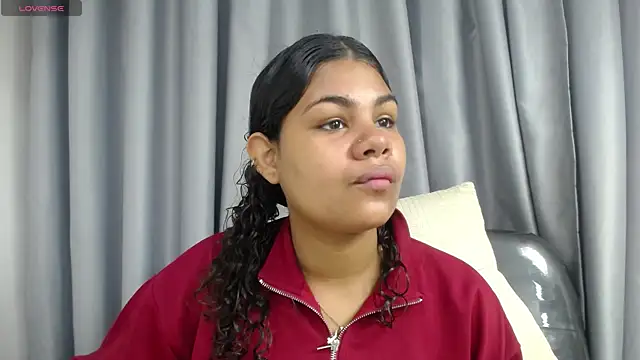 yaazhinii online show from 06-10-26, 11:55