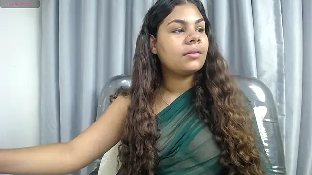 yaazhinii online show from 06-02-26, 11:54