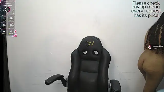 yaazhinii online show from 03-09-26, 11:58