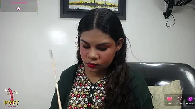 yaazhinii online show from 07-20-26, 11:34