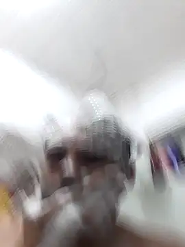 Snapshot of henriquefc2712 chatting on 03-19-26, 10:32 henriquefc2712 online show from 03-19-26, 10:32